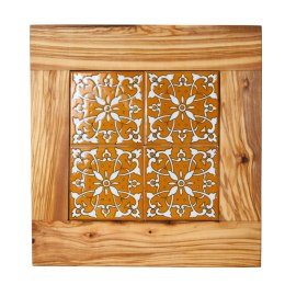 Deska z drewna oliwnego do krojenia serwowania wzór 4 32x32cm